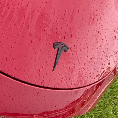 Use my referral link to buy a Tesla and get up to $500 off and 3 months of Full Self-Driving Capability. https://t.co/oB4Jj80niu