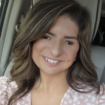 ErinRichmond86's profile picture. 