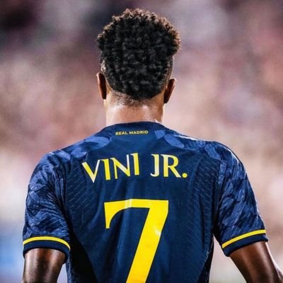 OpeoluwaAdetol1's profile picture. hala madrid