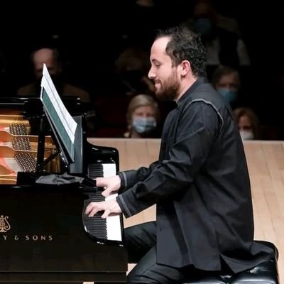 This is my personal account different from my official page being managed by Admin. This page is created by me ❤️ Igor Levit ❤️
