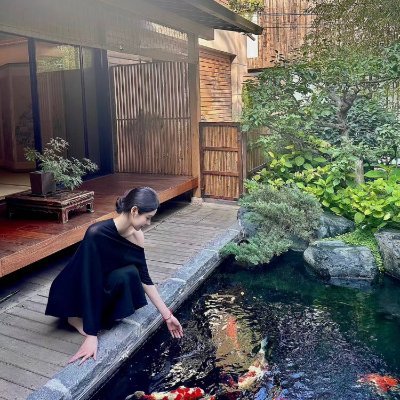 CMadhaiza's profile picture. Human wisdom holds three keys, one to unlock numbers, one to unlock letters, and the other to unlock musical notes. Knowledge, thoughts, fantasies are in it.