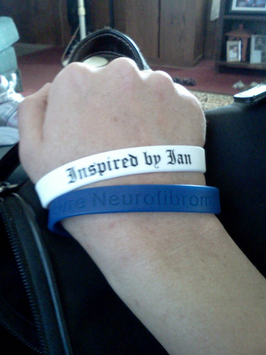 ISF_Michigan's profile picture. Proudly Supporting ISF (web address below) Also spreading awareness for Neurofibormatosis (Genetic Disorder)
http://t.co/xaJLBsXpP3
http://t.co/c8xvL4Nt3I