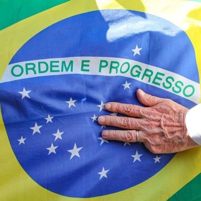 Louvado seja o nosso líder máximo Luiz Inácio Lula da Silva ❤⭐