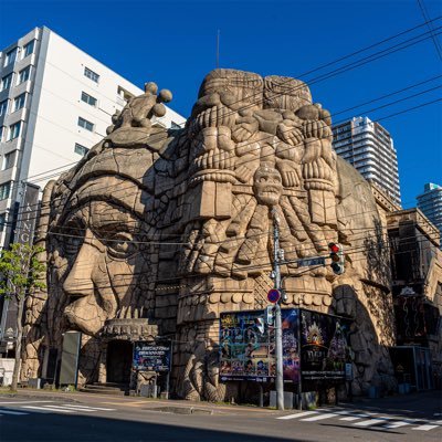 北海道、札幌の貴重な文化遺産・観光資源である【キングムー】を解体してビジネスホテルにはせず、存続させてほしい！ 署名運動が始まりました！ 2度と建設する事が出来ないこの建物の価値を皆さんと署名という形で残し伝えたい！そのためのアカウントです！