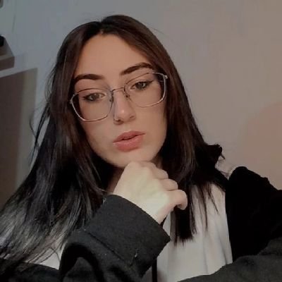 LaLuupeee's profile picture. Buenass

Ig: @lupe_villi