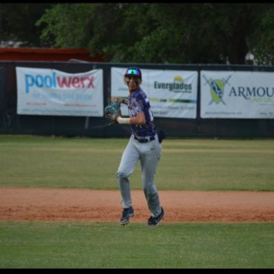 25’   5’11    140.    ss,3b       Lake nona high school