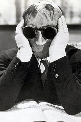 FakeWillLuera's profile picture. The artistic director of something or other.