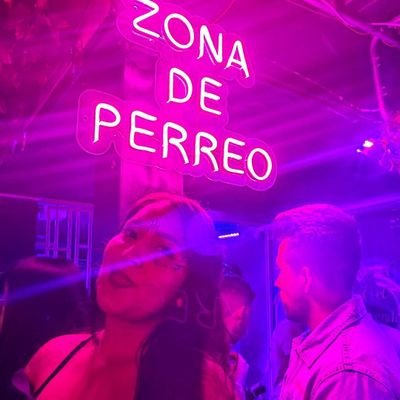 AlejaZuniga5678's profile picture. 