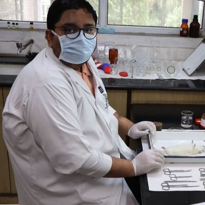 MBBS student @aiims_newdelhi . Research work in Neuropharmacology and Enteroendocrine Cells. Amputee, amateur poet. 
RTs are most certainly endorsements!!