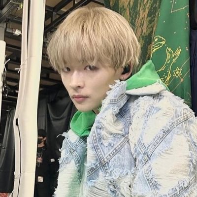 psyfe_ryoga0608's profile picture. 椋雅にすごい勢いで沼ってます😂💦 繋がろForEver✨✨Xあんま得意じゃ無いけど🔰笑 INI、キム西💛🖤三代目💙ØMI、ファンタ🌻ユセレヤ。。関東住みの2児のママです🥰