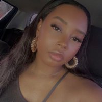 Sim✨ (@simsssimone) 's Twitter Profile