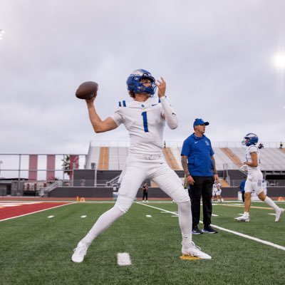 6’7 230 3 Star QB | Football and Basketball | 16 years old | Santa Margarita  2025