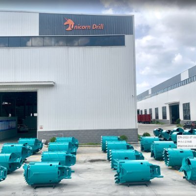 Our Main products: small models hydraulic rotary drilling rigs; kelly bar, CFA, drilling buckets,
casings, desander,drill bits, pile breaker etc