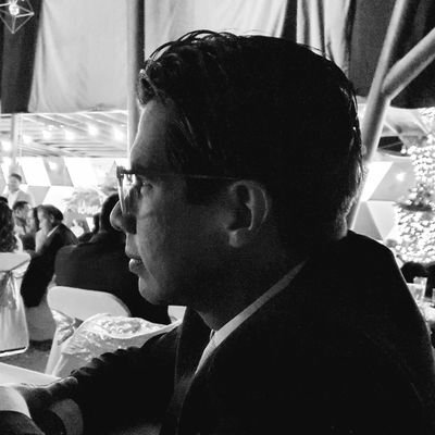 CiudadanoCoke's profile picture. Ciudadano que camina con Dios. Mi compromiso es con Él. Hombre de ciencia y fe. Cristiano de la barca de San Pedro. Aprendiz de Apologética. #FundaciónValiente