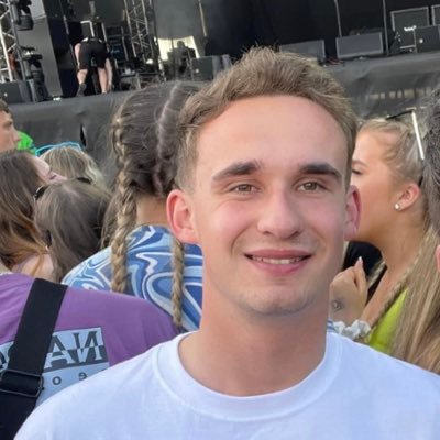 tyler_machin's profile picture. Tyler "the Chief" Machin | 20 | 🇬🇧🏴󠁧󠁢󠁥󠁮󠁧󠁿 | Sheffield United home & away ⚔️🔴⚪️ ⚽| Once was the 4th Official in the FA Cup |