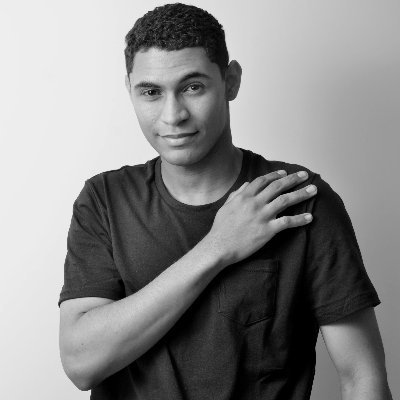 ThallesThomaz's profile picture. Quando Deus está presente em nossas vidas, a nossa fé é maior do que os nossos medos, e a nossa determinação maior do que qualquer obstáculo.