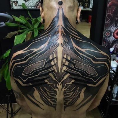 cominupp's profile picture. 