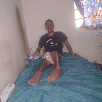 TENHO 28 ANOS, DEI UMA NEUROTOXIPLAMOSSI E UMA TUBERCULOSE ÓSSEA, TENHO DUAS ESCARES UMA EM CADA COXA, ME AJUDEM POR FAVOR