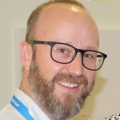 Director of Organisational Development @UHCW, interested in the NHS, OD, Leadership, inclusion and Wellbeing (@danpearce7 broken so using this account now)
