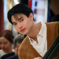 LoveuWin (@rowin_mari) 's Twitter Profile