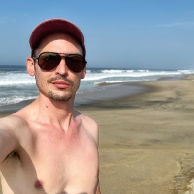 gruizg88's profile picture. LOADING...