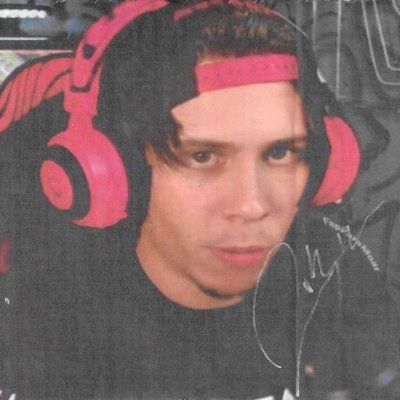 Soy como un condon, ahí estaré para proteger al Rubius cuando la cosa se ponga dura | @FapParaMoar ⬅️ MAIN ACC