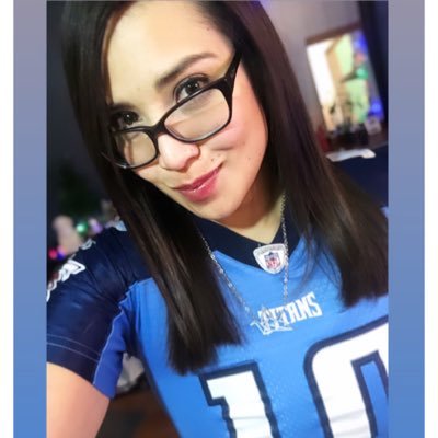 Necronomista 🤓/ Platico de #NFL y de mis #Titans en @BatallaTitanes #TitanUp ⚔️ / Comandanta #MorbidoArmy #MZC Terror, Horror @pandemortium /🖤📻🎶/🖤🐼