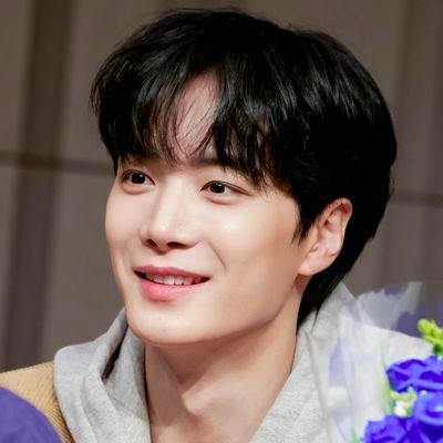 Figureout68's profile picture. 사랑해 처음부터 그랬고 지금도 그래, 같은 시간 속에서 같이 걸어갈게