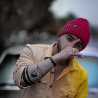 Amirhossein Vakili, known as Ravbo, was born on March 04, 1998 in Tehran, he is a singer/producer/songwriter