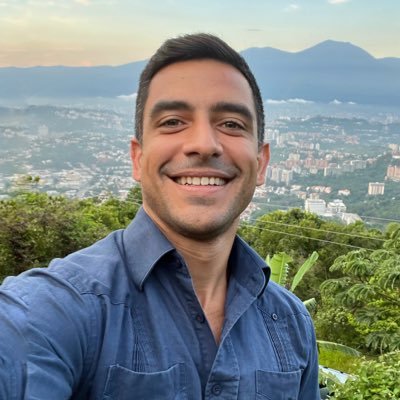 Comparto información sobre lo humanitario-desarrollo #Venezuela / Profesor