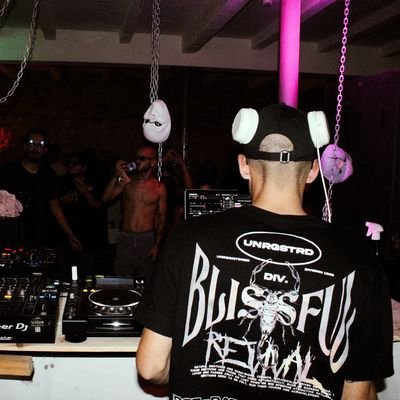 🎧 IG - https://t.co/5fYTD0OvRc
ALSAFY - Twilight Psy Trance 🕉
RVIERA - Techno 🔥