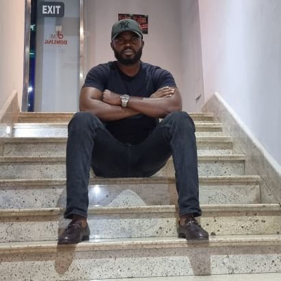 vicbrown212's profile picture. || Good Governance Fanatic || Inequality Advocate || Business Man || Sapiosexual || Doctor ||