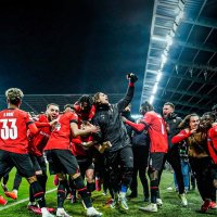 Sim ❤️🖤 (@simdbl) 's Twitter Profile