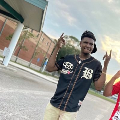 I’m just a diamond 💎 in the rough ⛓ Henderson State alumni 😎