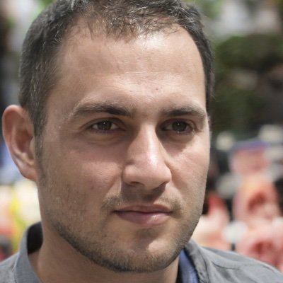 MoosaUniqlo's profile picture. Random musings