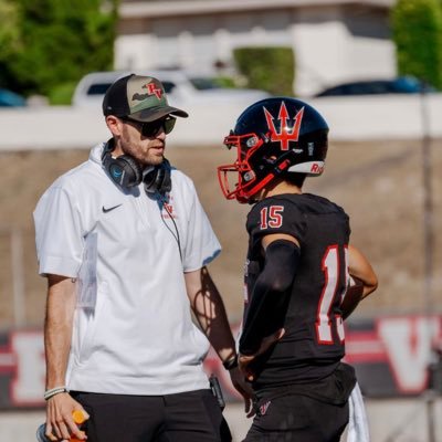 QB/WR/Passing Game Coordinator @seakingfootball