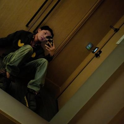 CostaMagyeyrem's profile picture. BTS ARMY 💜
Real success is change for the better and love yourself