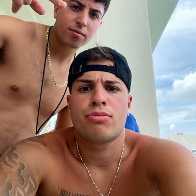 FJF7111's profile picture. 