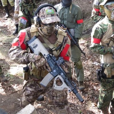 ゆるくサバゲーやってます。
カスタムを少々(電動ガンオンリーで、スタンダードM4系、MP5系が主)
自身の体験(失敗も含む)等、何かしら役に立つ情報を発信出来たら良いなと思っています。
多少の誤字脱字はご愛敬(^ω^)