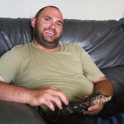 RichardMagill2's profile picture. Personal photographer to extraterrestrials.

I have been documenting UFO art for over 5 https://t.co/Cyoml1513Z self-publishing a photobook containing artwork made by them.yup