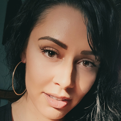 Online diary of nonsense.
UFC🥊 Huskers🏈🏐🏀 Movies📽 Music🎶 Food🍲 Retro/Vintage/Nostalgia✨️ Old Horror Films🧟♀️ Halloween🎃 Christmas🎄
Good Vibes🌻🪷❤️