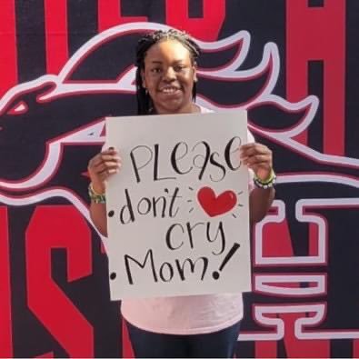 I love to do artwork I'm a Christian I graduate class 2024 i love to work at chick Fil a I love Memphis Grizzlies and Memphis hustle