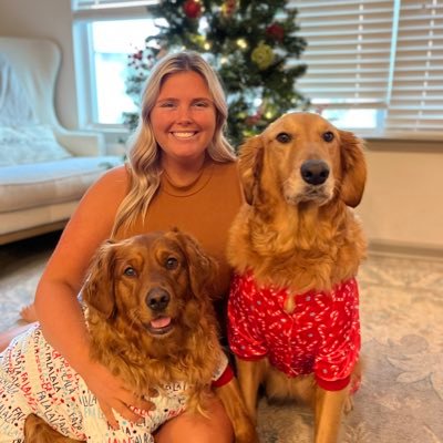 daniwmartinez's profile picture. theme parks, national parks, food, my dogs and @taylorswift13