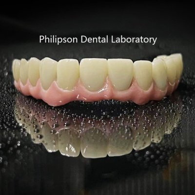 Specialized in denture production, welcome to contact us for product information.