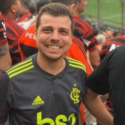 Flamenguista, Dentista, Carioca...e flamenguista dinovo! Ser sócio-torcedor é um prazer. Sócio-Proprietário um orgulho. E Conselheiro do CRF uma conquista.