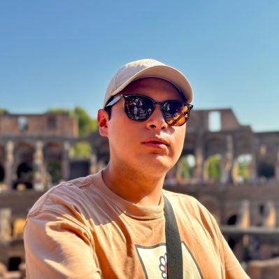 QuiqueTrejo1's profile picture. Geek and animal lover