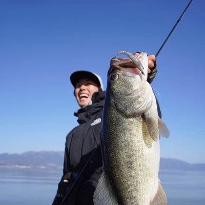 tsuntsun526's profile picture. 琵琶湖北湖がメインのバス釣りガイド「CONNECT」/釣り関連の映像制作もしてます @std_connect