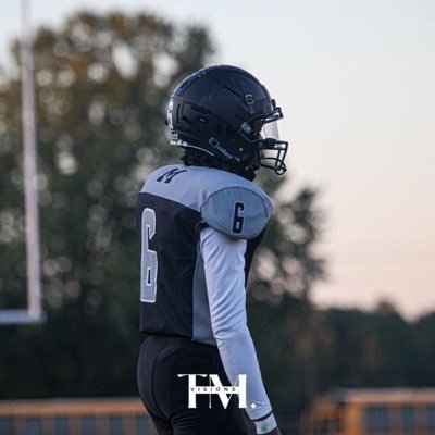 DB | Williamston NC | Height: 6'0| Weight: 172| https://t.co/mTnl04j2Li | GPA: 3.0|