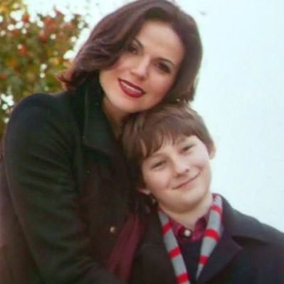 Mayor of Storybrooke and the proud mother of my wonderful son, Henry Daniel Mills. (Restarting my rp account, I follow back. 18+ account.)