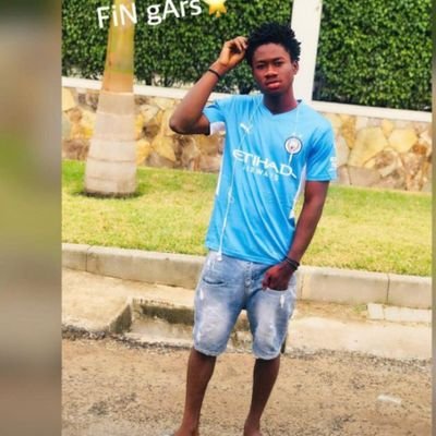 fingars4's profile picture. STREET PARKING